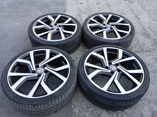 225/35/r19. VW Golf 5x112 foto 4