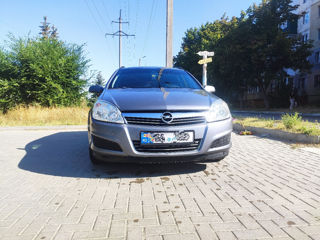 Opel Astra foto 2