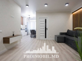 Apartament cu 2 camere, 72 m², Buiucani, Chișinău foto 2