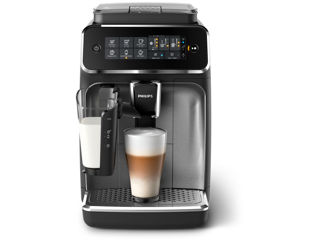 Cappuccino acasă fără griji cu LatteGo de la Philips EP3546/70