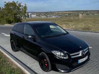 Mercedes B-Class foto 3