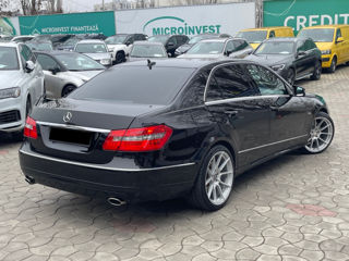 Mercedes E-Class foto 4