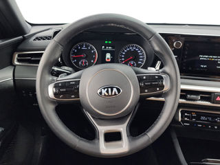 KIA K5 foto 5