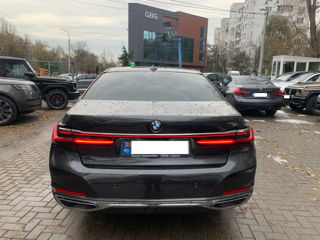 BMW 7 Series foto 4