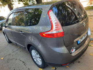 Renault Scenic foto 10