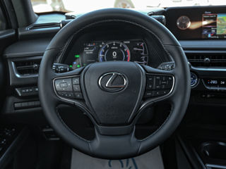 Lexus UX foto 11