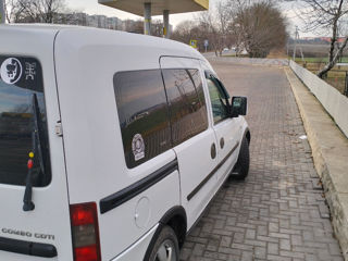 Opel Combo foto 4