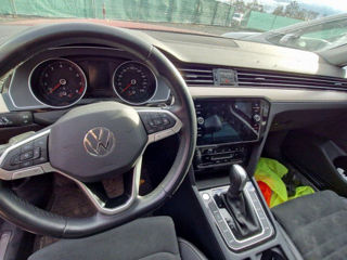 Volkswagen Passat foto 2