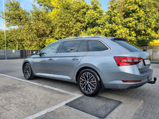 Skoda Superb foto 3