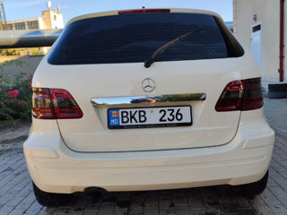 Mercedes B-Class foto 6