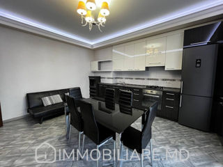 Apartament cu 2 camere, 80 m², Buiucani, Chișinău foto 5