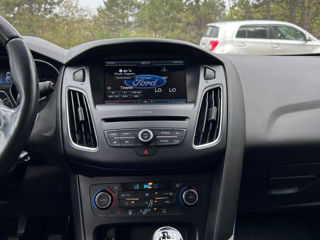 Ford Focus foto 9