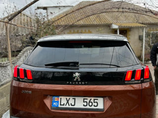 Peugeot 3008 foto 2