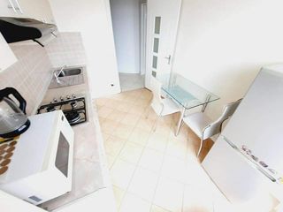 Apartament cu 2 camere, 50 m², Centru, Chișinău foto 5