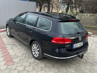 Volkswagen Passat foto 2