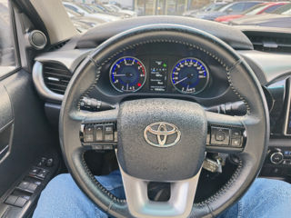 Toyota Hilux foto 10