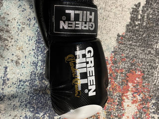 Новые боксерские перчатки GreenHill foto 1