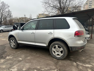 Volkswagen Touareg foto 3