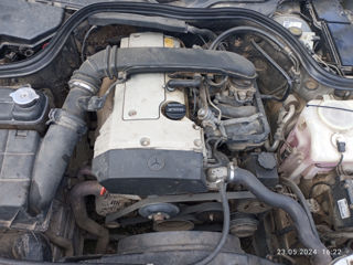 Двигатель Мотор Mercedes m 111