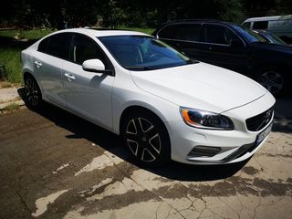 Volvo S60 foto 3