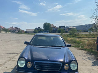 Mercedes E-Class