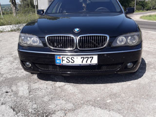 BMW 7 Series foto 1