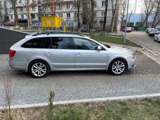 Skoda Superb фото 3