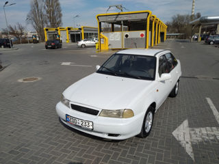 Volkswagen Sharan foto 2