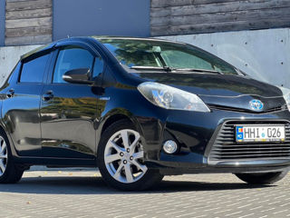 Toyota Yaris foto 2