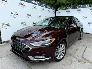 Ford Fusion foto 2