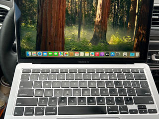 UrgentMacbook Air 2020.