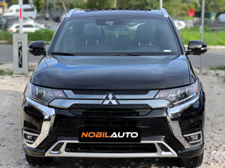 Mitsubishi Outlander foto 3