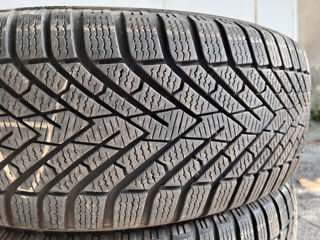 R19 225/55 Pirelli Winter Scorpion foto 3