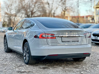 Tesla Model S foto 5