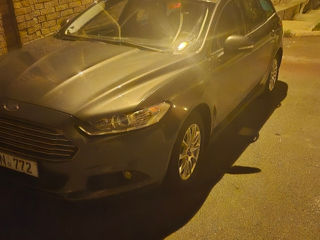 Ford Mondeo foto 5