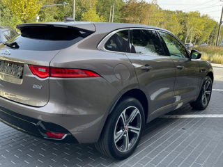 Jaguar F-PACE foto 4