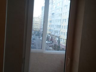 Proprietar Dau în chirie apt.2 odăi casa noua.Urgent foto 7