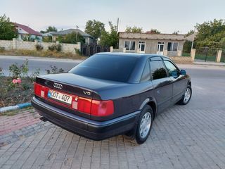 Audi 100 foto 5