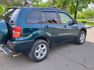 Toyota Rav 4 foto 4