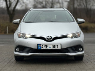 Toyota Auris foto 2