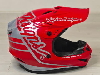 Шлем troy lee designs foto 3