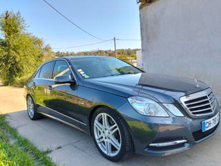 Mercedes E-Class foto 3