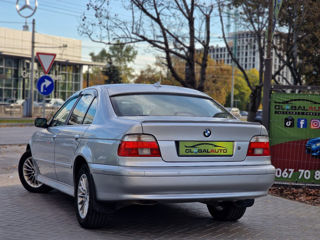 BMW 5 Series foto 4