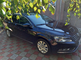 Volkswagen Passat foto 3