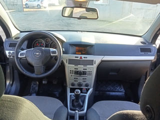 Opel Astra foto 9