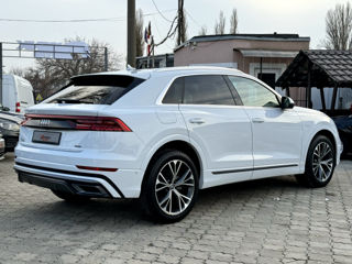 Audi Q8 foto 7