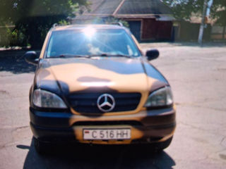 Mercedes M-Class