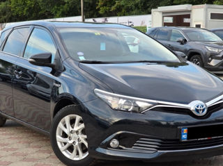 Toyota Auris foto 2