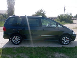 Volkswagen Sharan foto 1