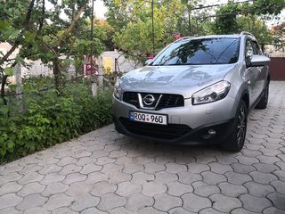 Nissan Qashqai+2 foto 1